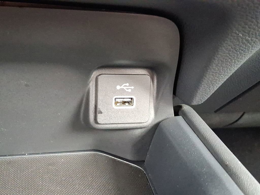 Used 2025 Honda HR-V LX image 25