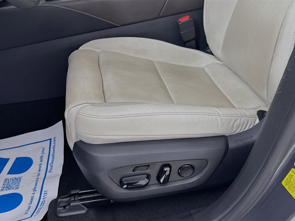 Used 2023 Lexus RX 350 FWD w/ Accessory Package (K3) image 25