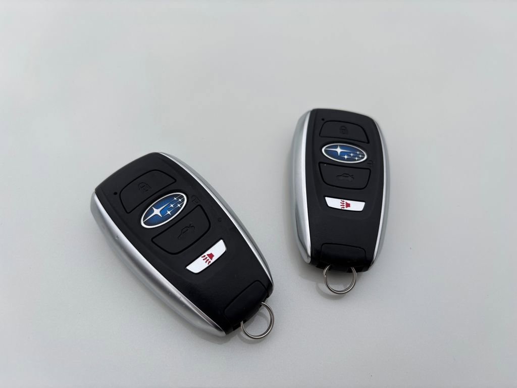 Used 2024 Subaru Crosstrek 2.0i Premium image 33