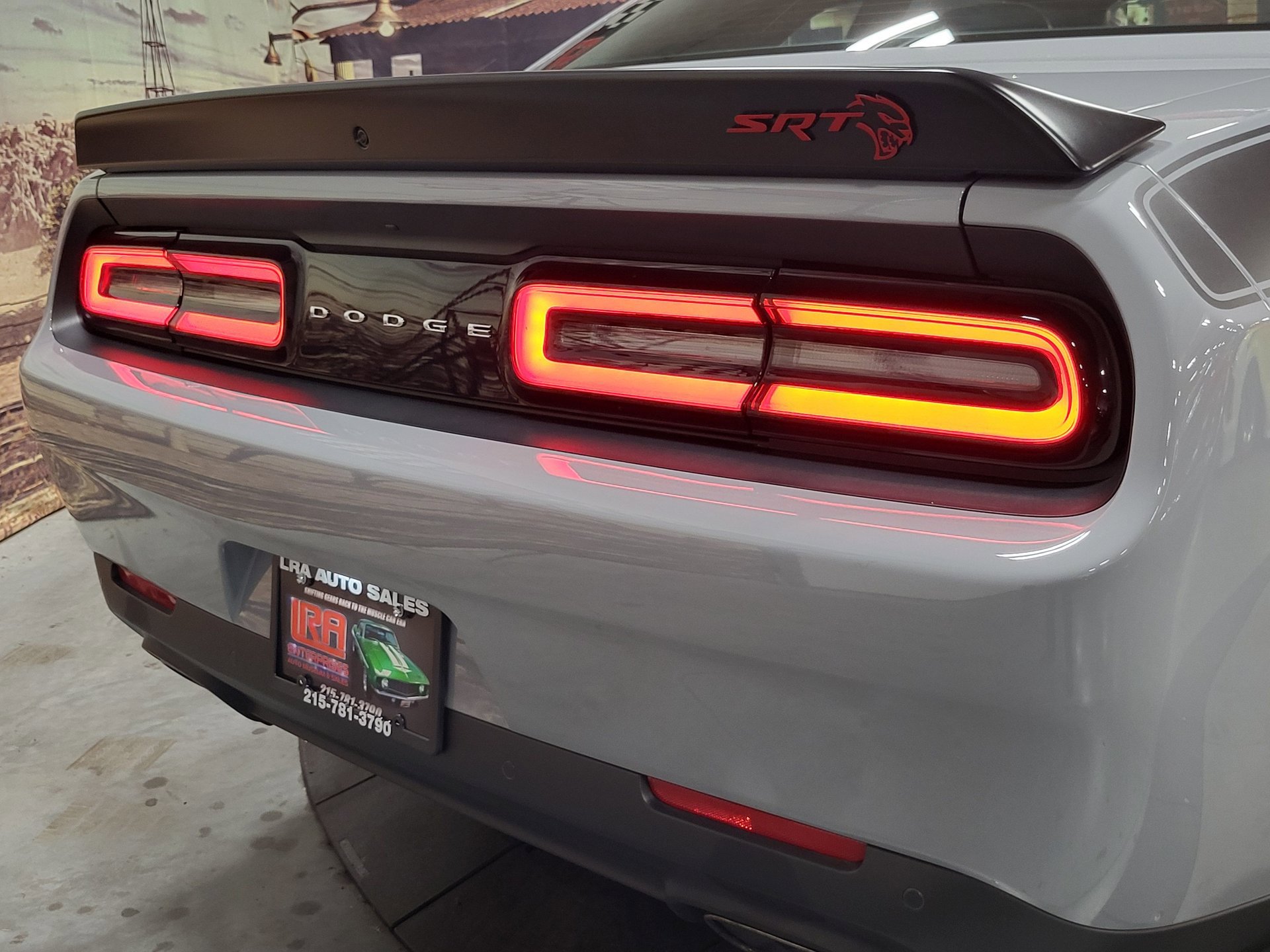 Used 2022 Dodge Challenger SRT Hellcat RWD image 10