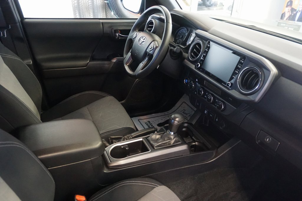 Used 2023 Toyota Tacoma TRD Off-Road image 24
