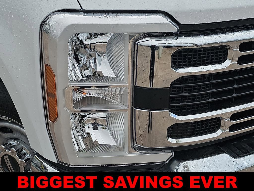 New 2025 Ford F350 XL w/ XL Chrome Package RWD image 35