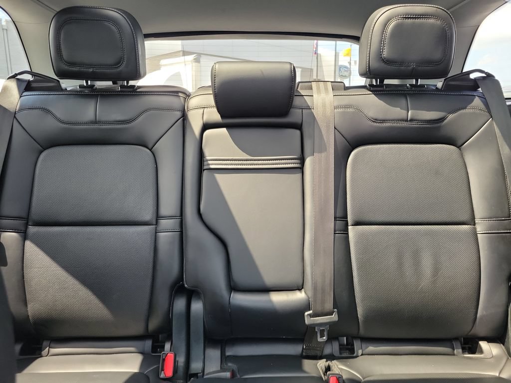 Certified 2022 Lincoln Corsair FWD w/ Premium Package image 17