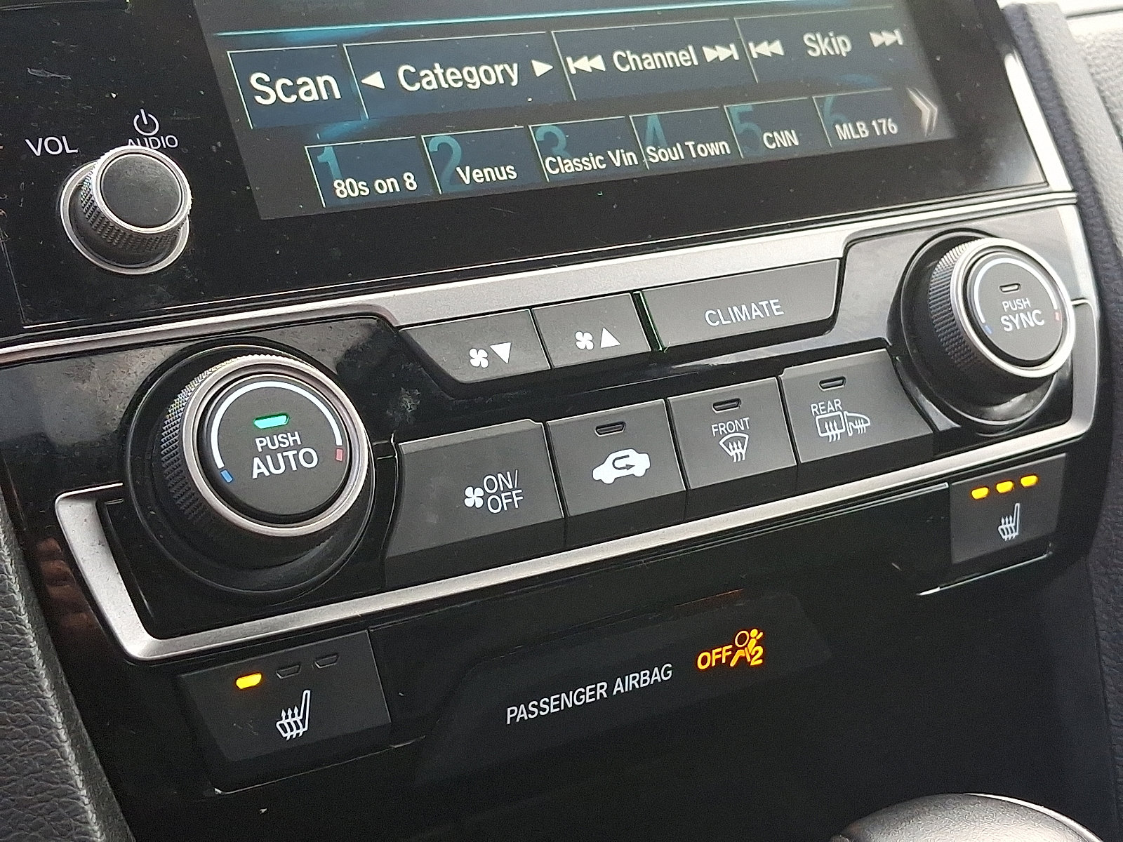 Used 2020 Honda Civic EX image 17