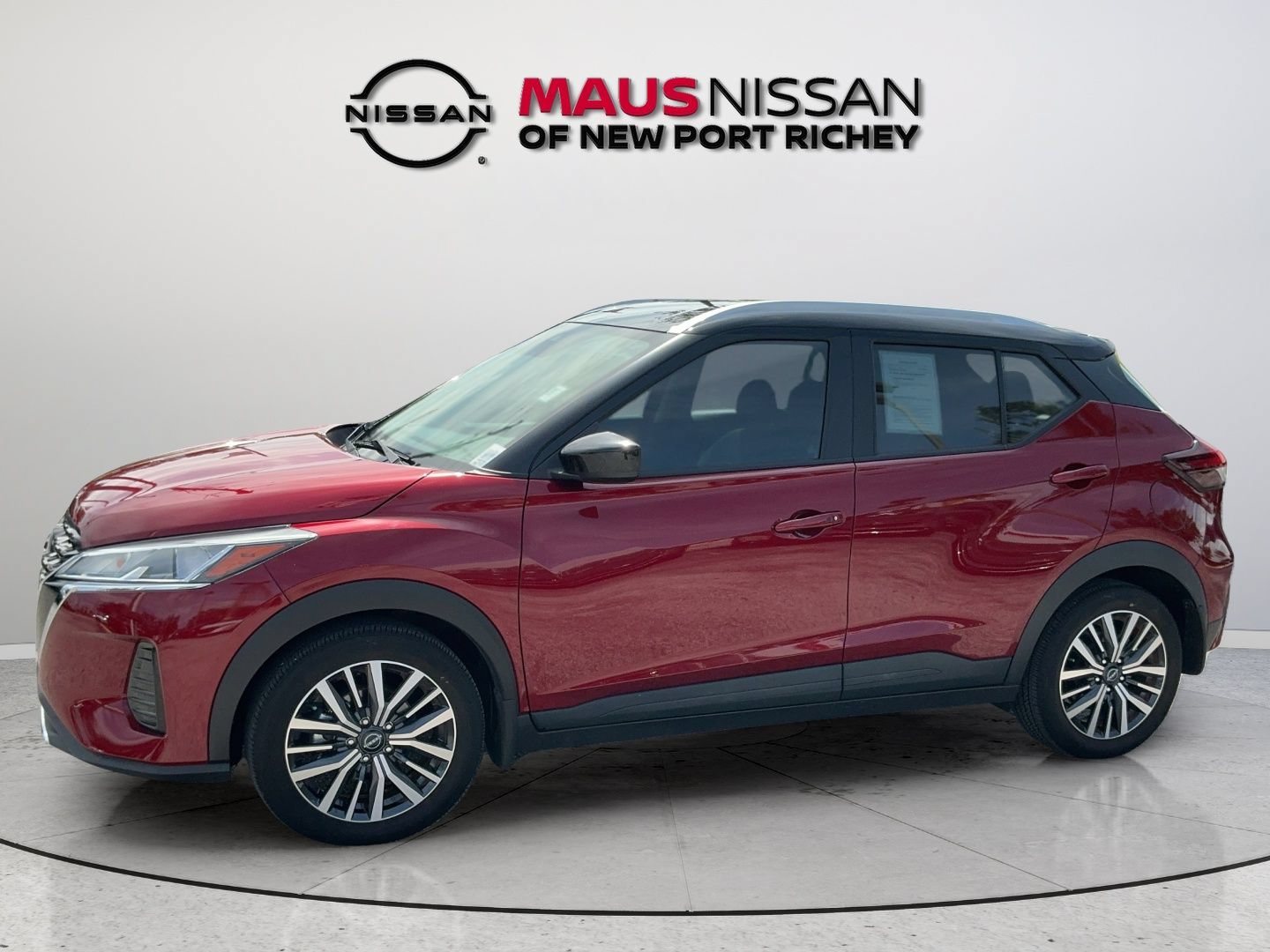 Certified 2024 Nissan Kicks SV FWD image 4