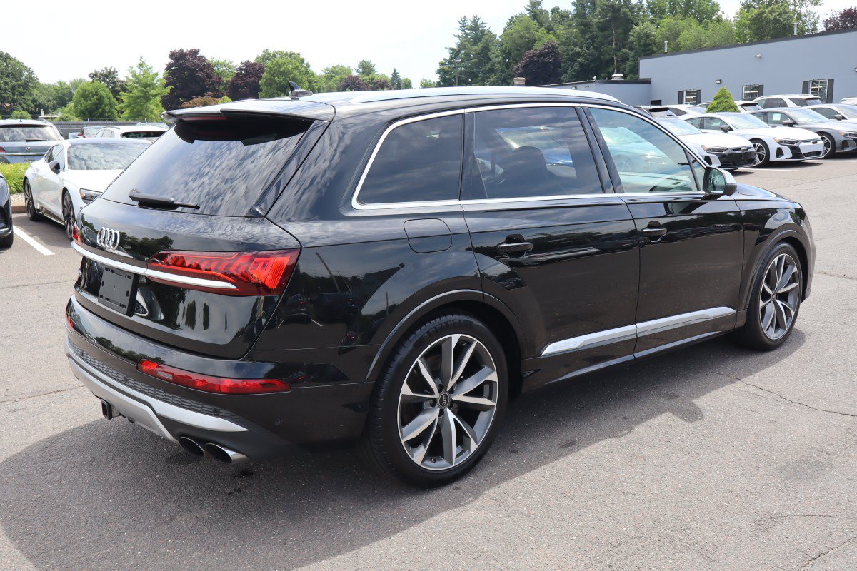 Used 2023 Audi SQ7 Prestige AWD/4WD image 5
