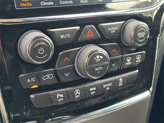 Certified 2020 Jeep Grand Cherokee Laredo w/ Laredo X Package image 27
