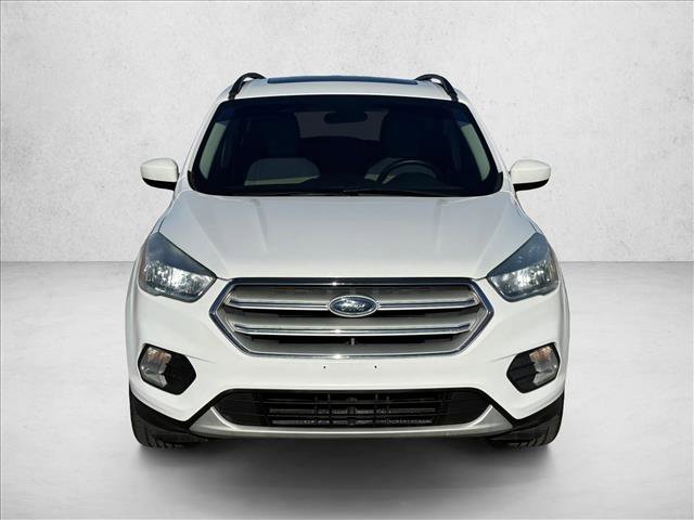 Used 2018 Ford Escape SE image 2