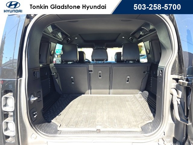 Used 2021 Land Rover Defender 110 X image 25