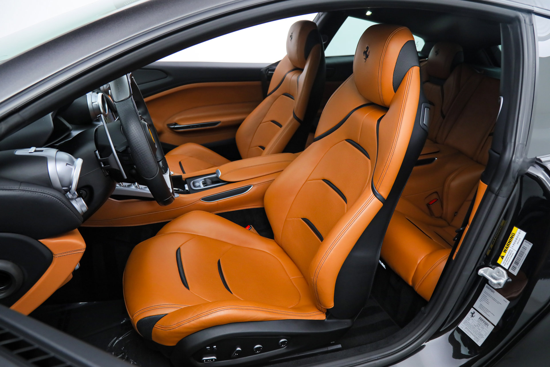 Certified 2018 Ferrari GTC4Lusso image 5