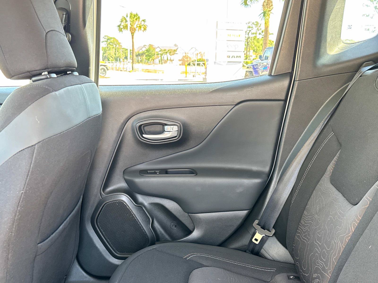Certified 2023 Jeep Renegade Latitude AWD/4WD image 14