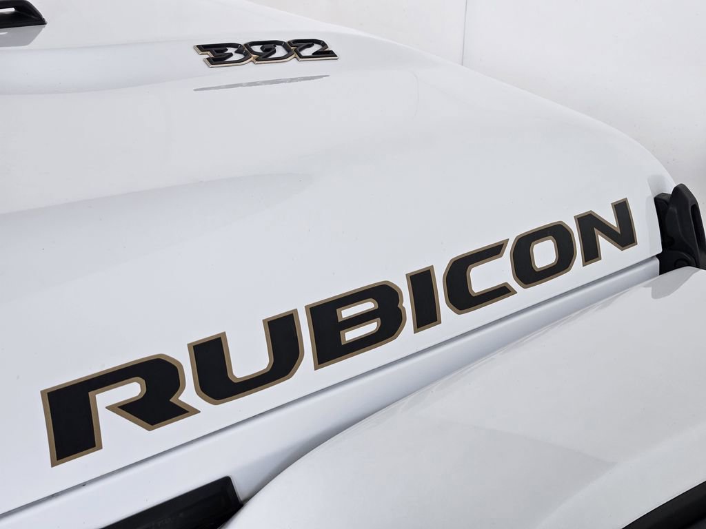 Used 2022 Jeep Wrangler Unlimited Rubicon w/ Xtreme Recon 35" Tire Package AWD/4WD image 6