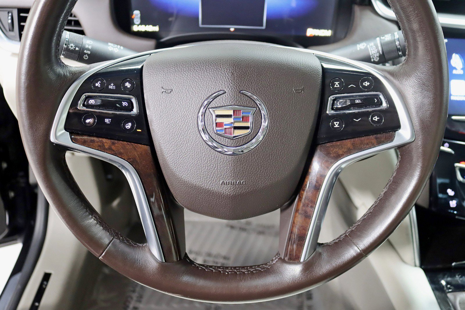 Used 2015 Cadillac XTS Platinum image 15