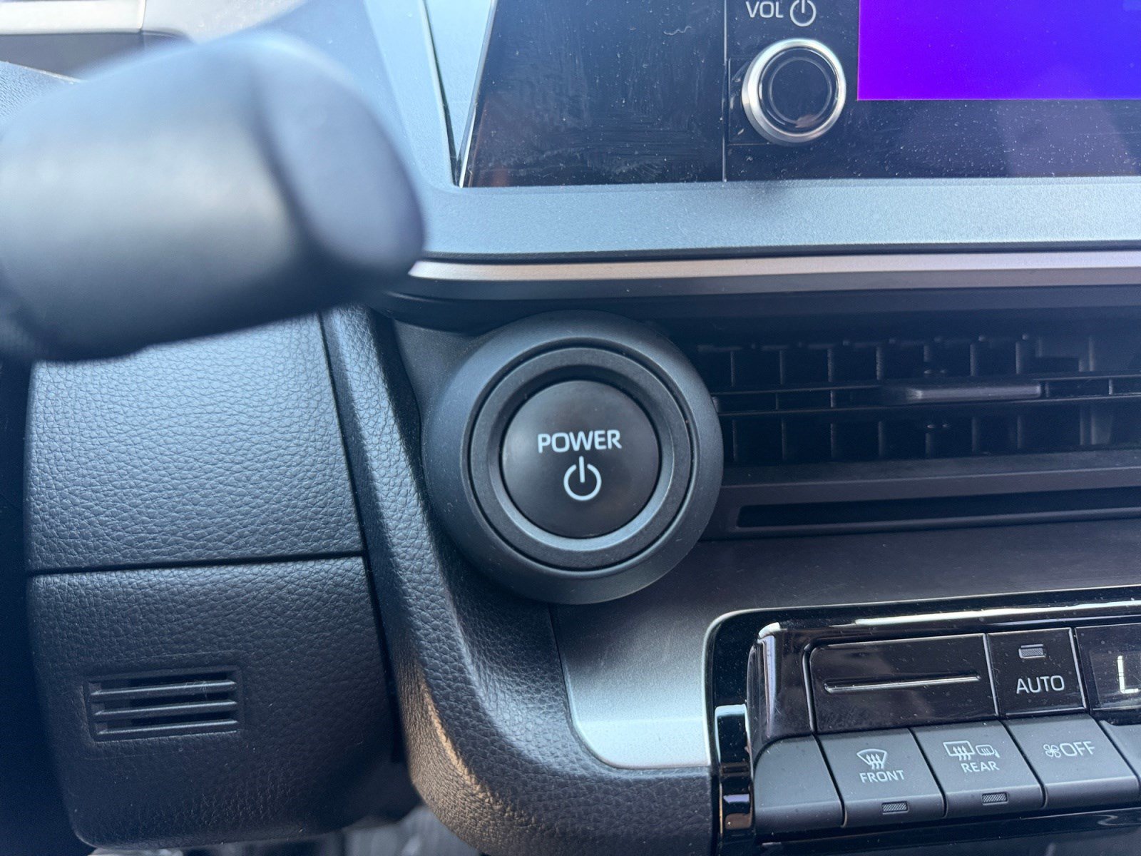 Certified 2023 Toyota Prius LE AWD/4WD image 30