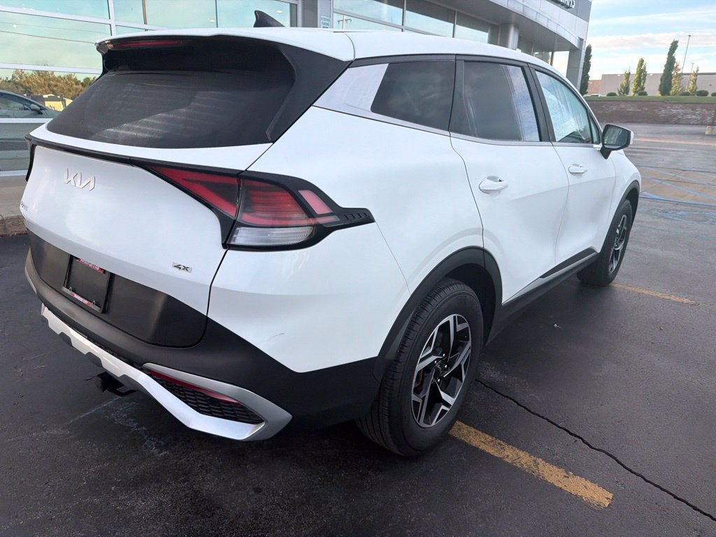 Used 2023 Kia Sportage LX AWD/4WD image 15