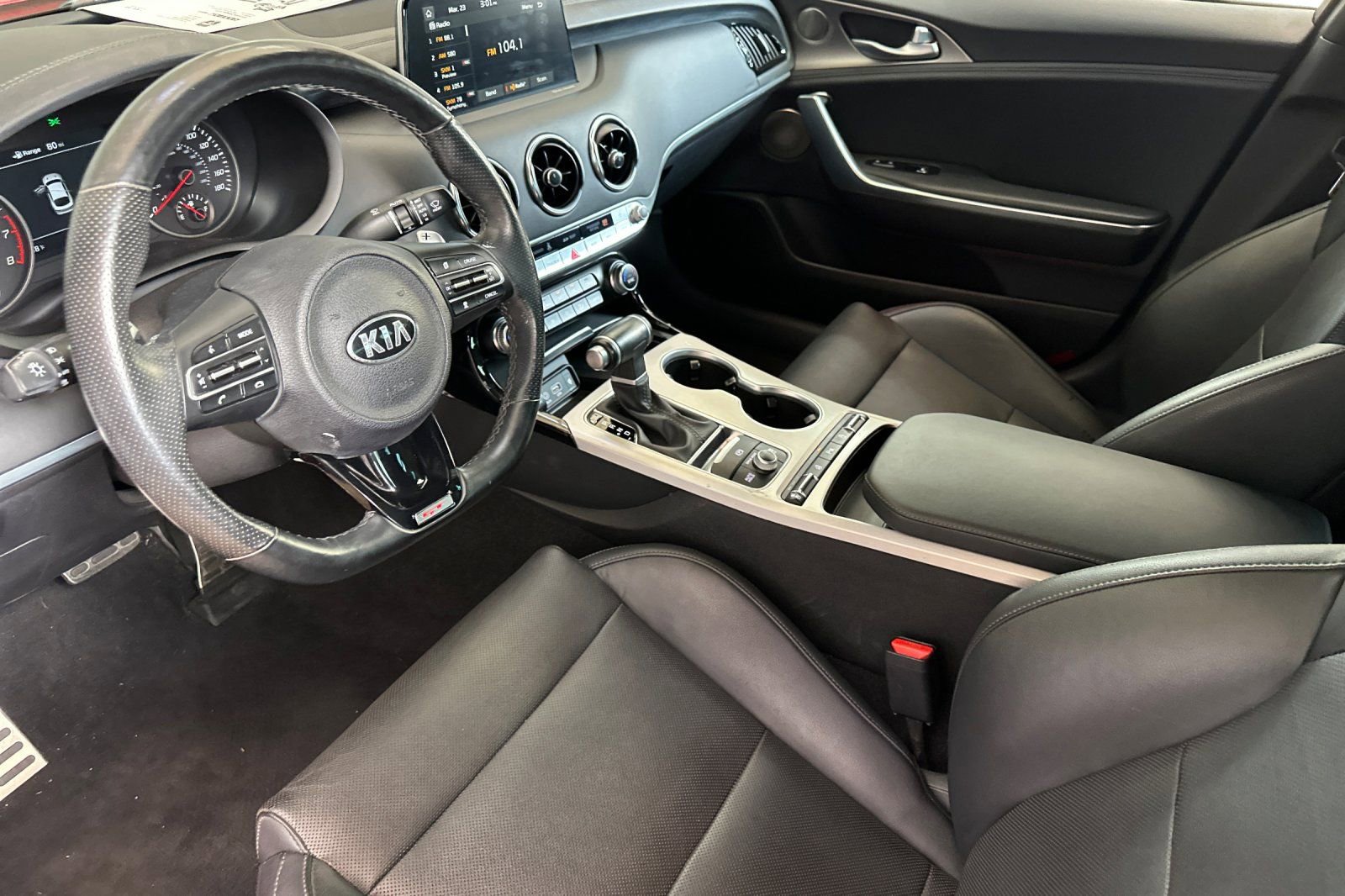 Certified 2019 Kia Stinger GT1 image 10