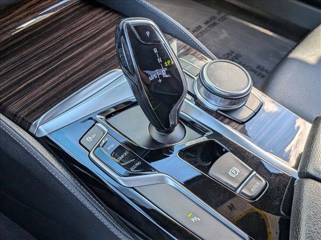 Used 2018 BMW 540i RWD image 12