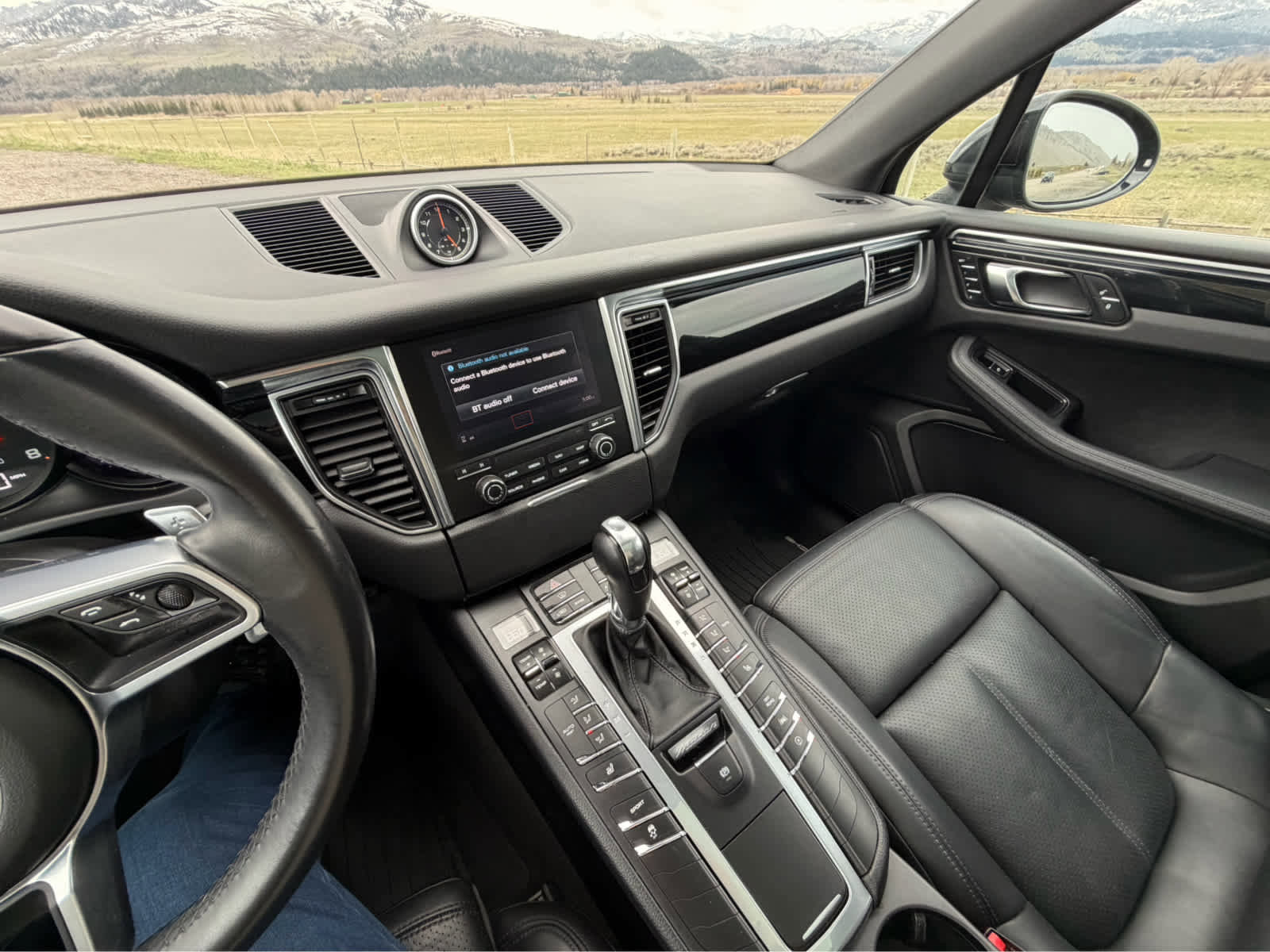 Used 2018 Porsche Macan image 22