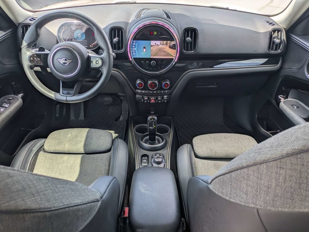 Used 2024 MINI Cooper Countryman S FWD image 2