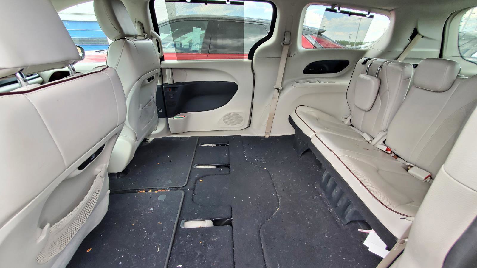 Used 2020 Chrysler Pacifica Limited FWD image 5