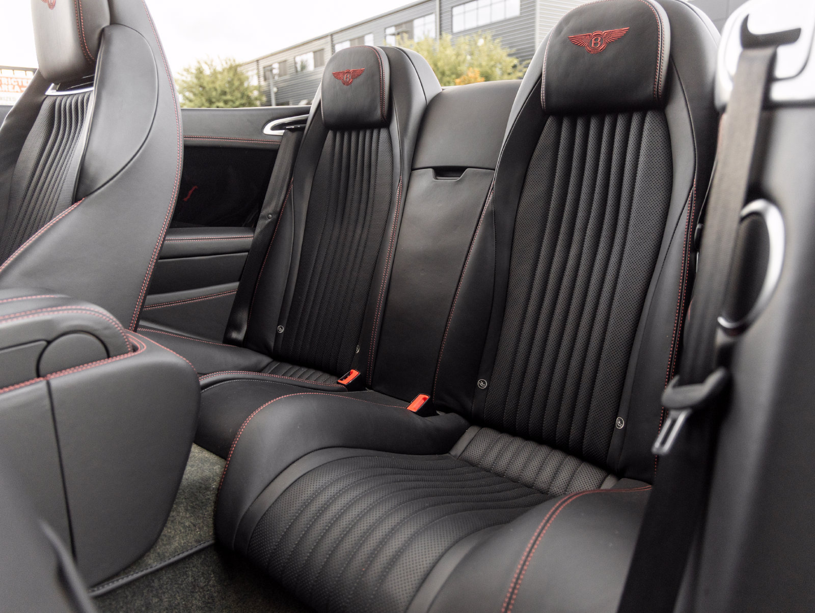 Used 2017 Bentley Continental GT AWD/4WD image 33