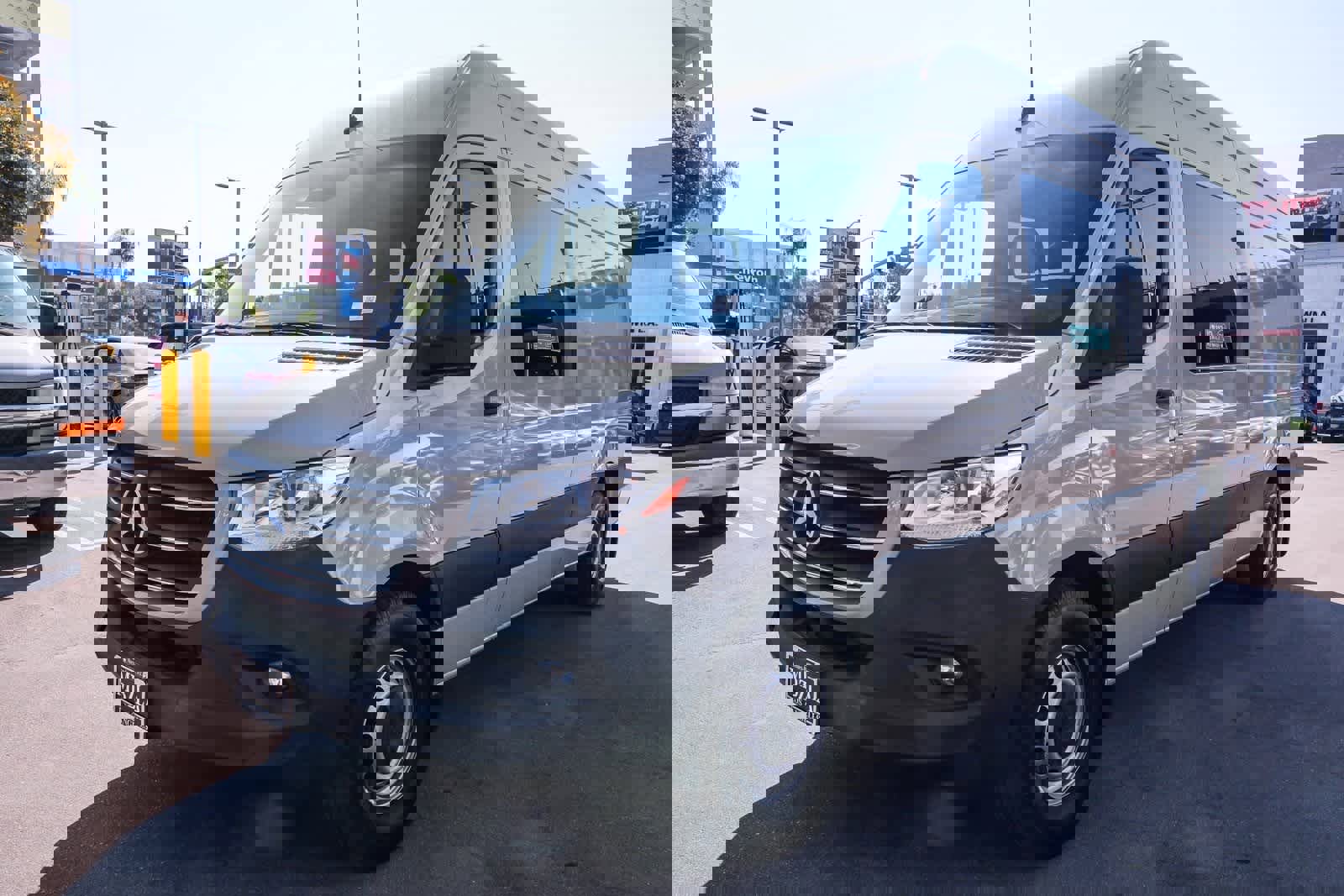 Used 2023 Mercedes-Benz Sprinter 2500 image 10