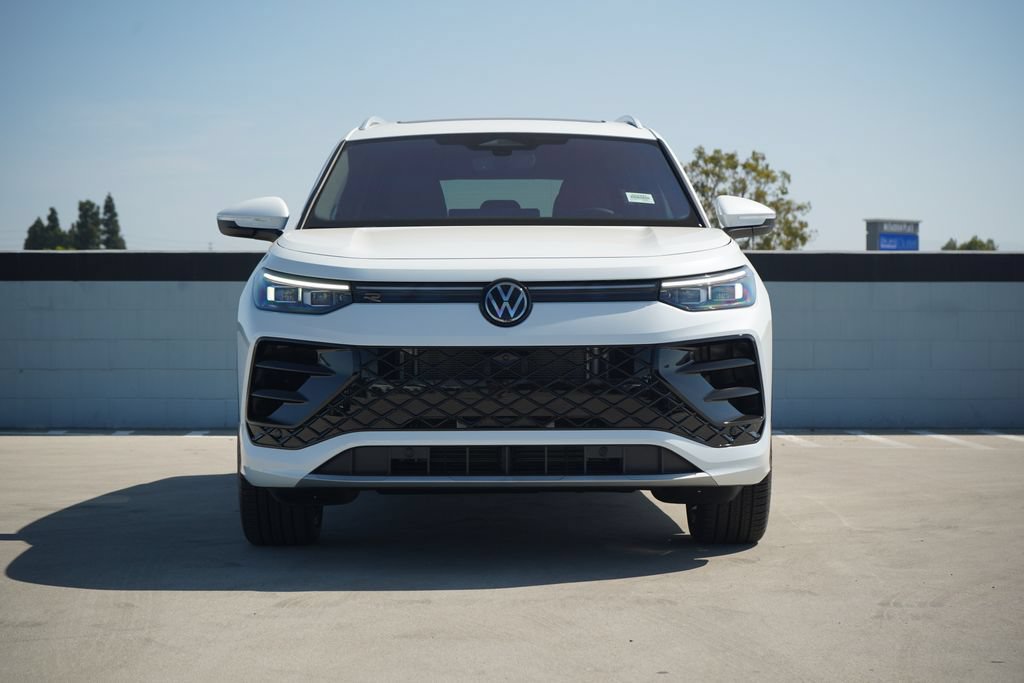 New 2026 Volkswagen Tiguan SEL R-Line AWD/4WD image 5