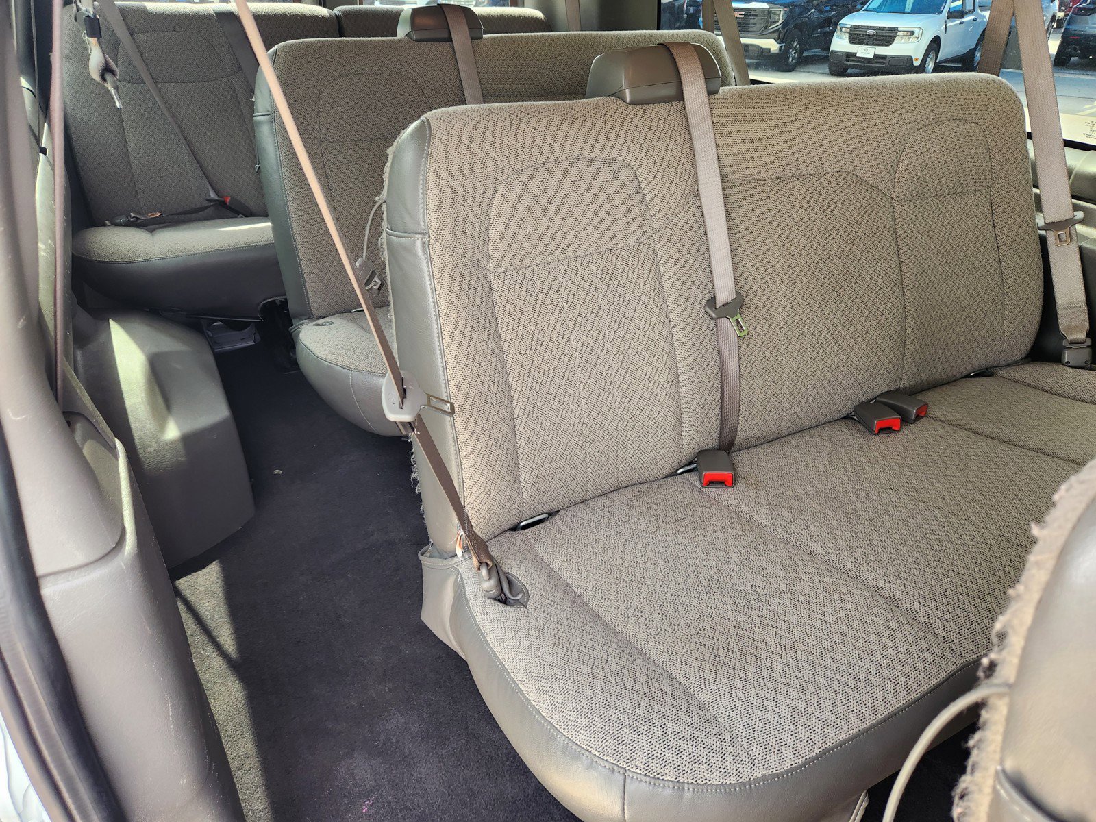 Used 2024 Chevrolet Express 3500 LT w/ LT Preferred Equipment Group RWD image 13