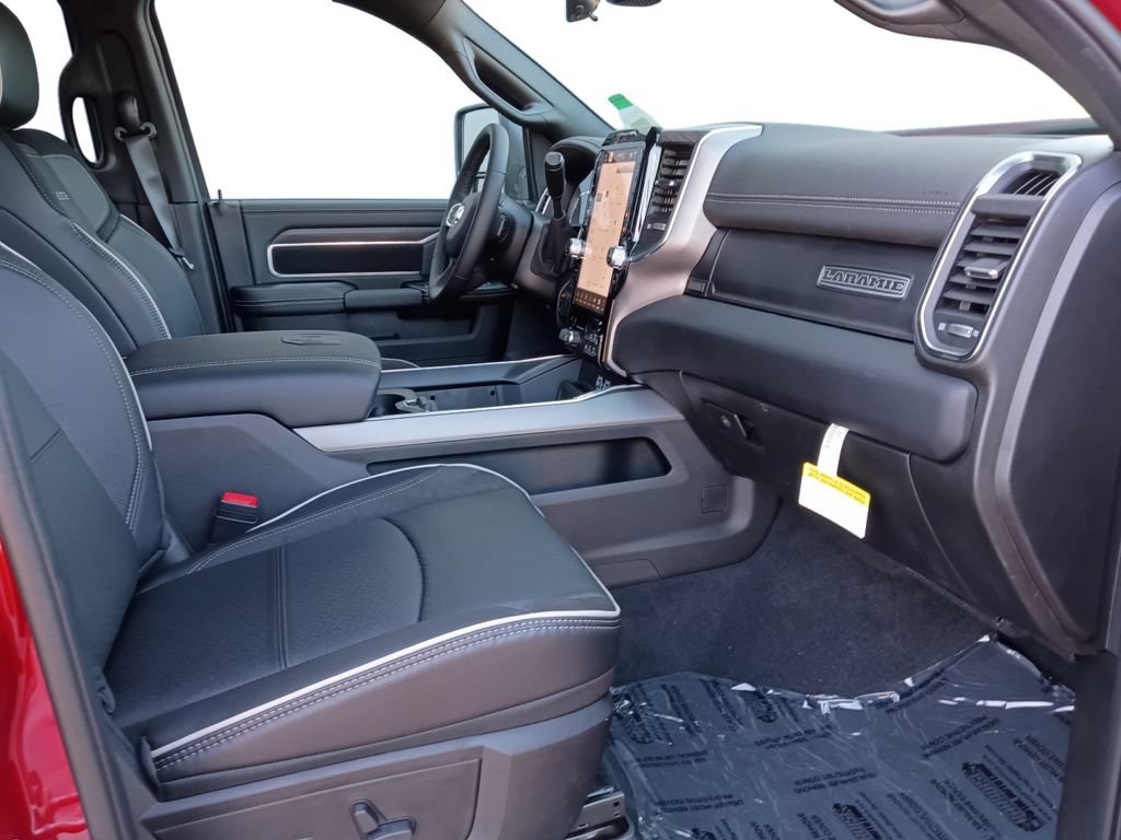 New 2026 RAM 3500 Laramie w/ Night Edition AWD/4WD image 24