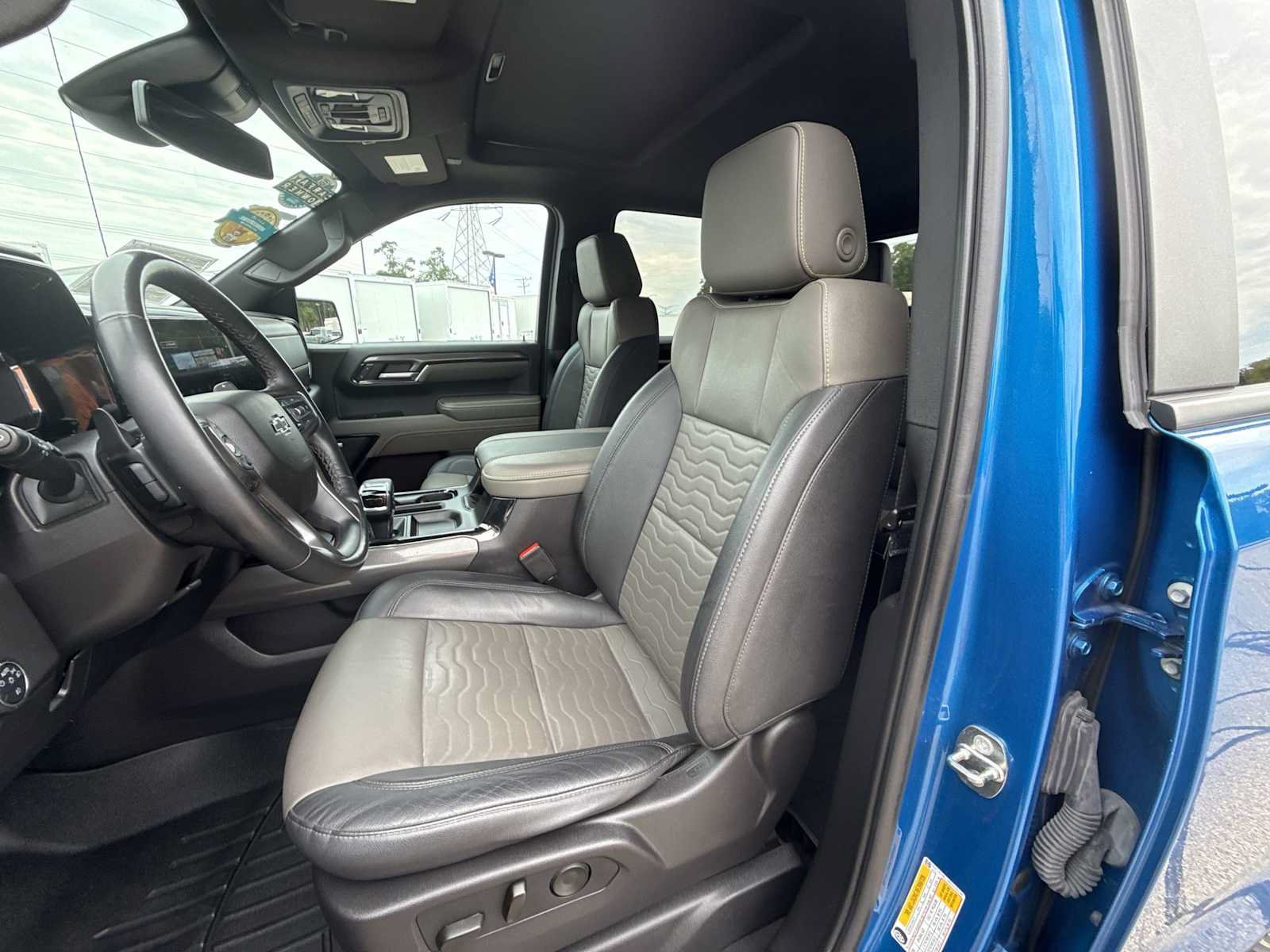Certified 2024 Chevrolet Silverado 1500 ZR2 AWD/4WD image 19