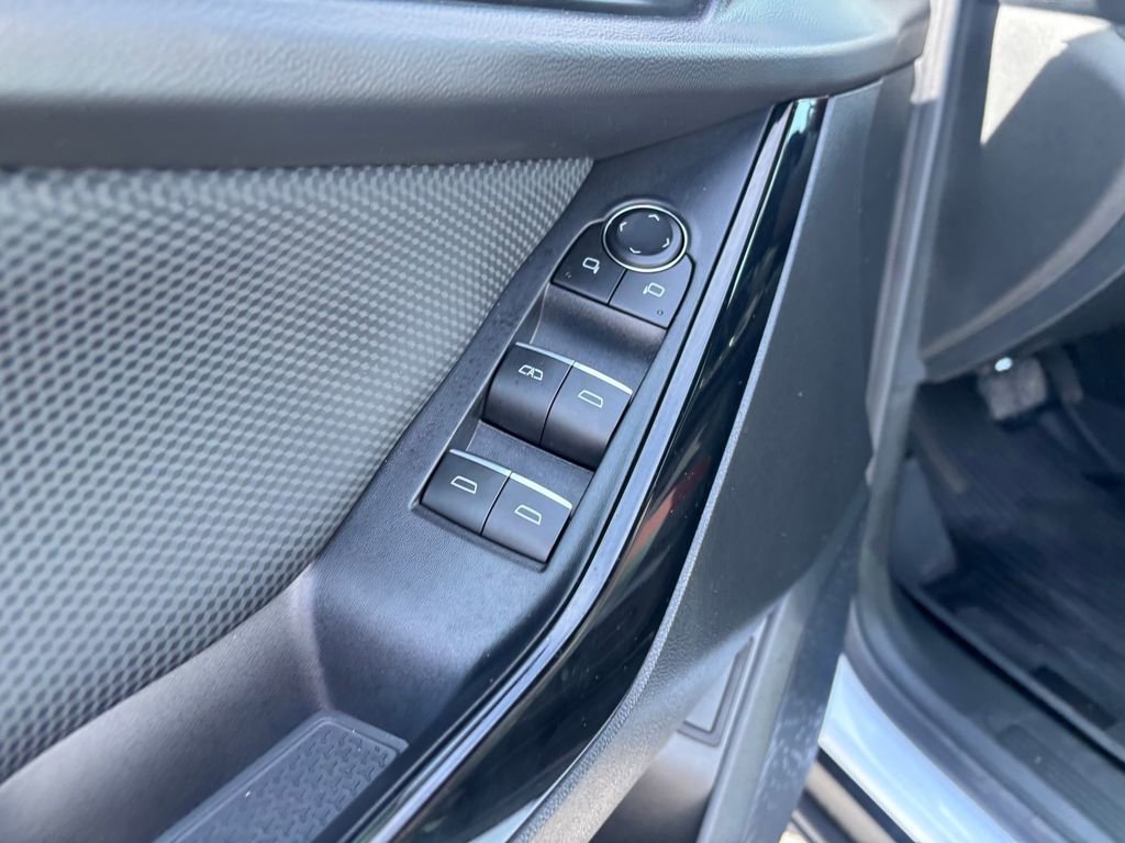 Used 2026 Chevrolet Equinox RS w/ Safety and Technology Package image 24