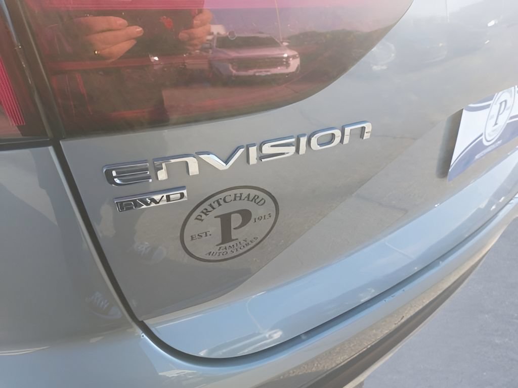 Used 2025 Buick Envision Preferred AWD/4WD image 30