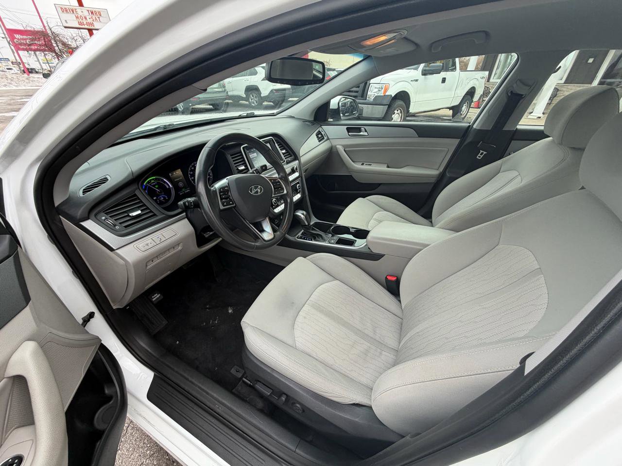 Used 2019 Hyundai Sonata Plug-In Hybrid FWD image 8