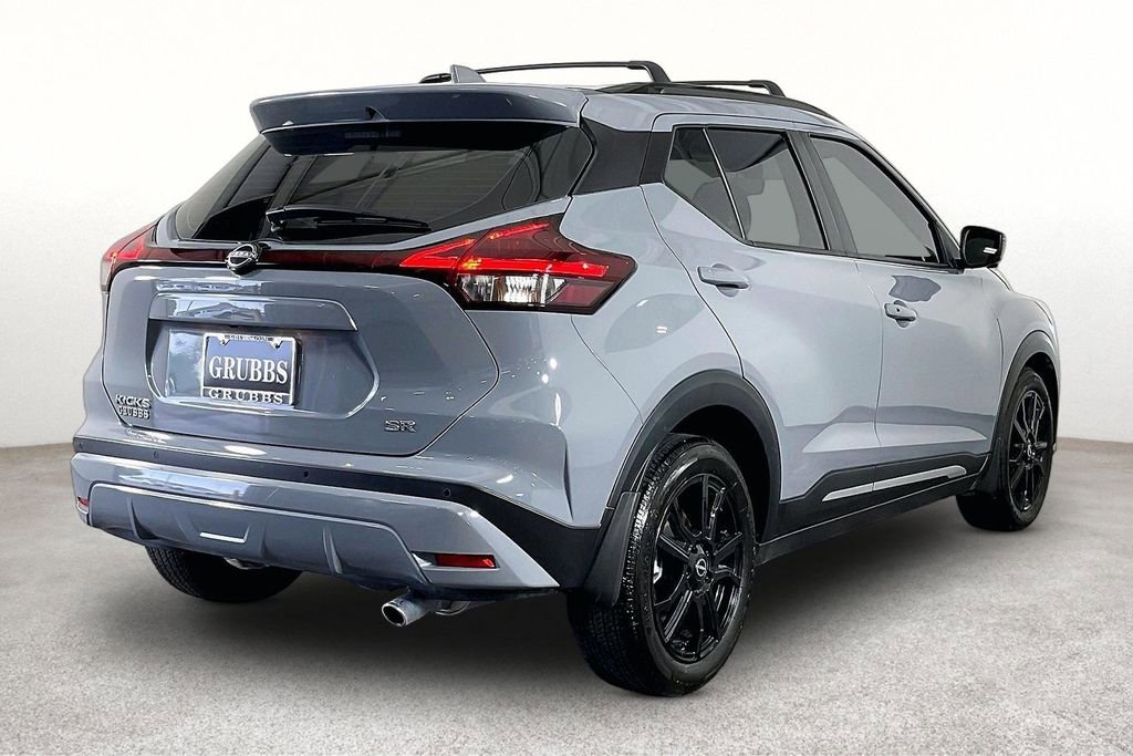 Certified 2024 Nissan Kicks SR w/ SR Premium Package FWD image 2
