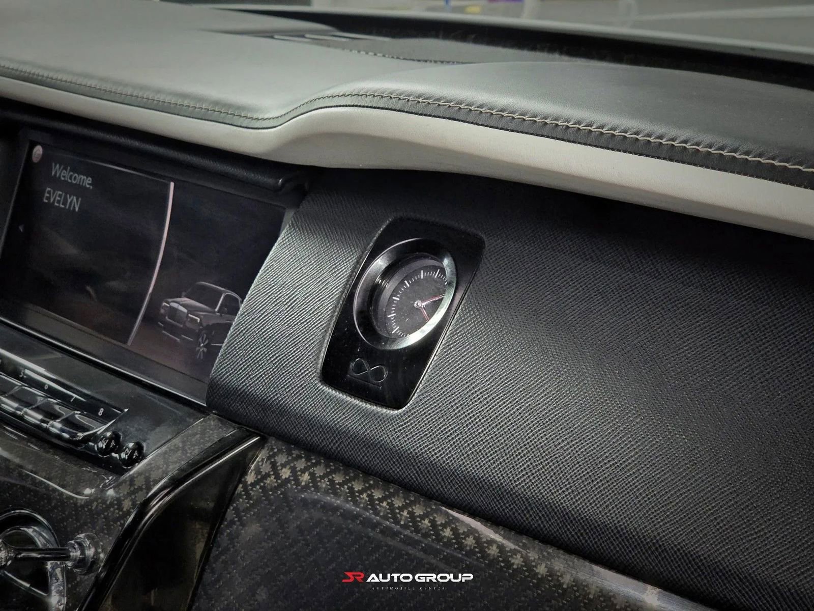 Used 2020 Rolls-Royce Cullinan Black Badge image 19