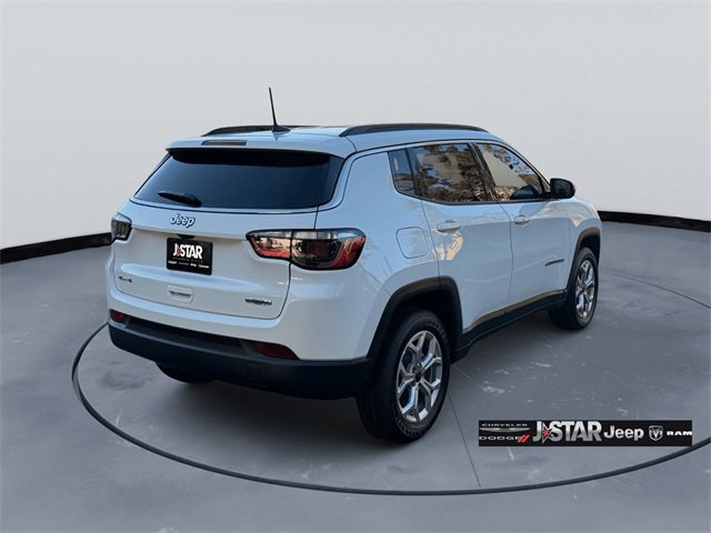New 2026 Jeep Compass Latitude image 5
