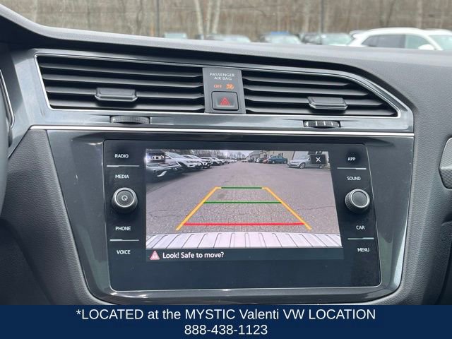 Certified 2023 Volkswagen Tiguan SE w/ Panoramic Sunroof Package AWD/4WD image 39
