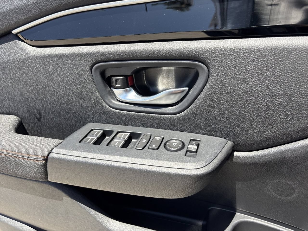 New 2026 Honda Pilot Sport image 17