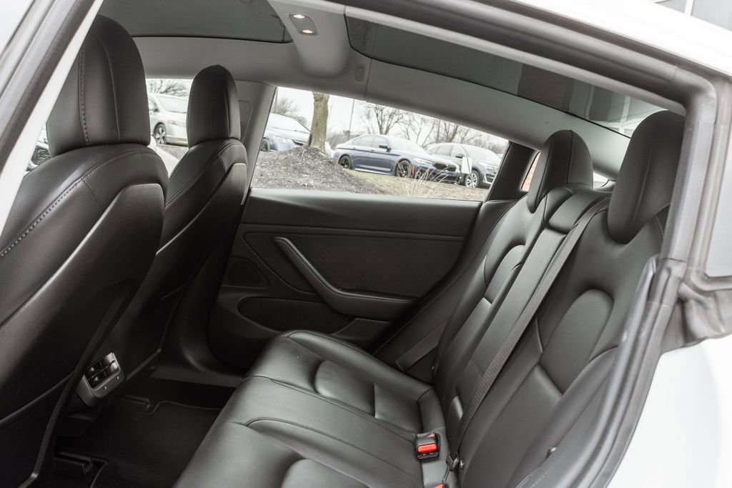 Used 2018 Tesla Model 3 Long Range image 26