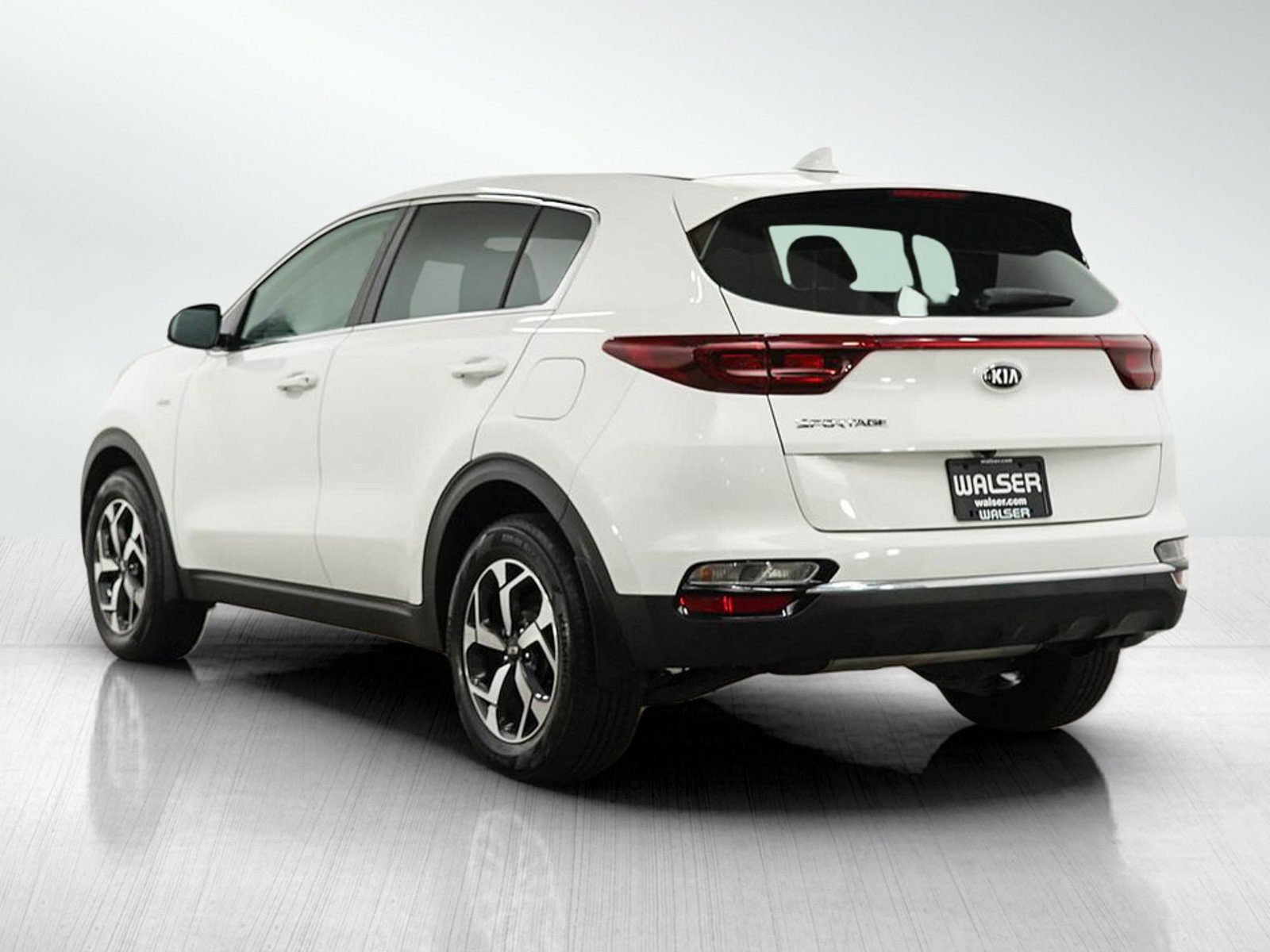Used 2021 Kia Sportage LX AWD/4WD image 3
