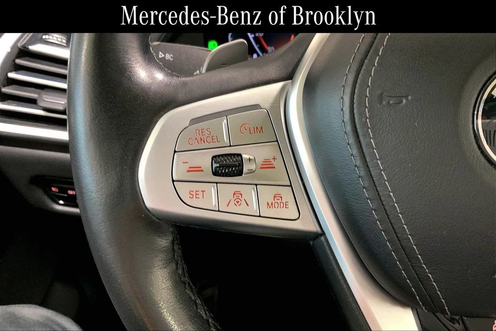 Used 2021 BMW X7 xDrive40i w/ Premium Package 2 image 24