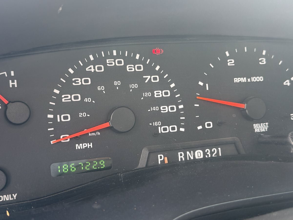 Used 2005 Ford Excursion Limited AWD/4WD image 33