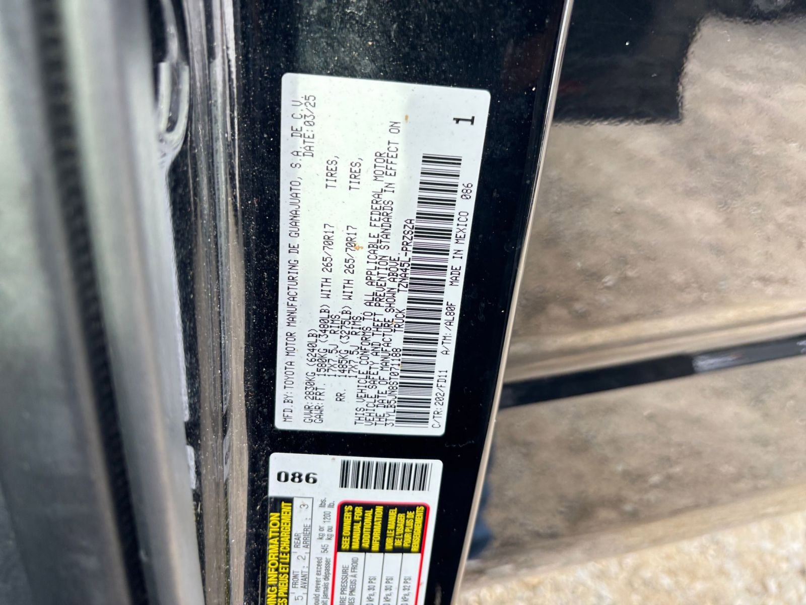 Used 2025 Toyota Tacoma SR image 28