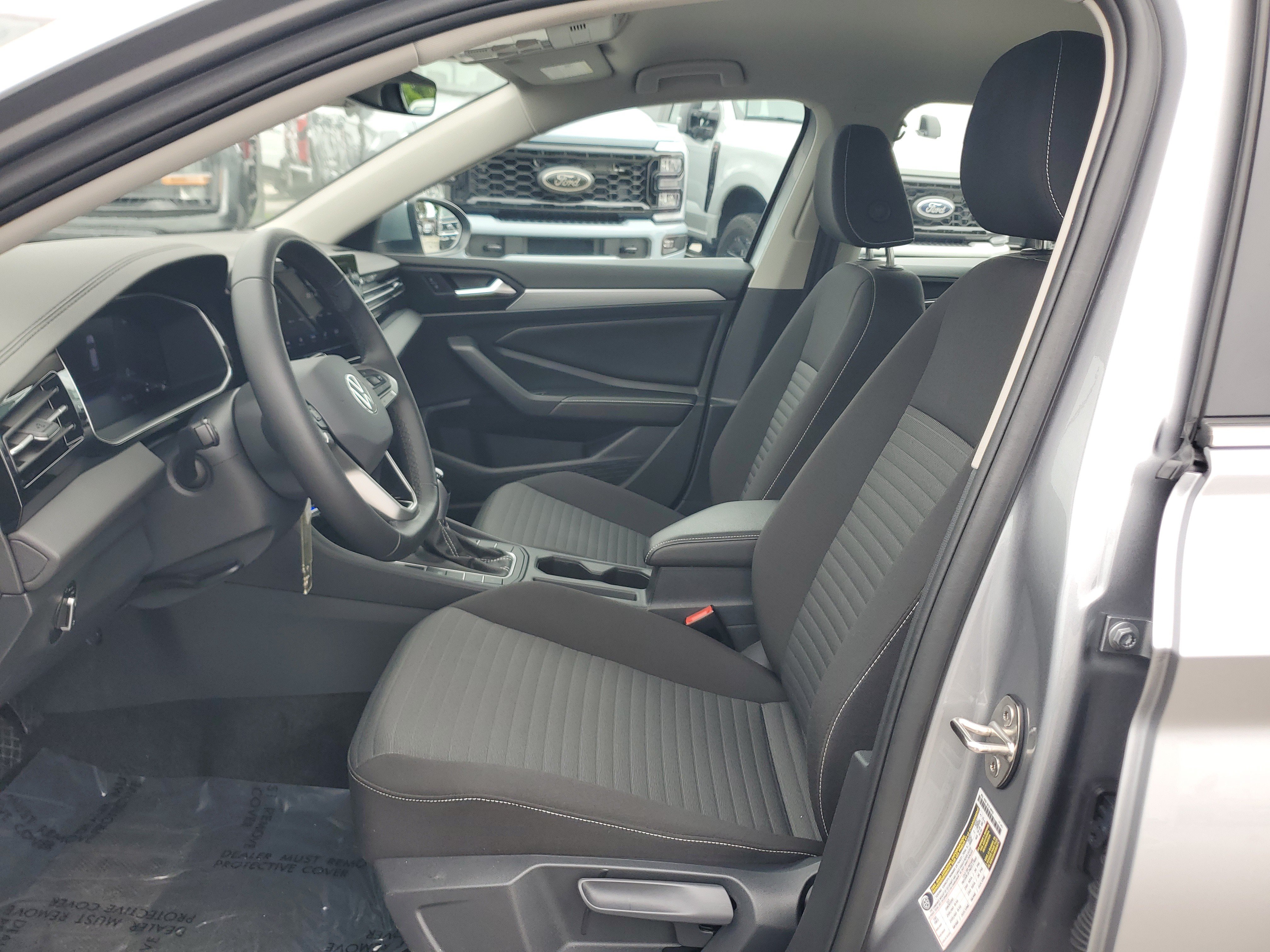 Used 2025 Volkswagen Jetta S FWD image 11