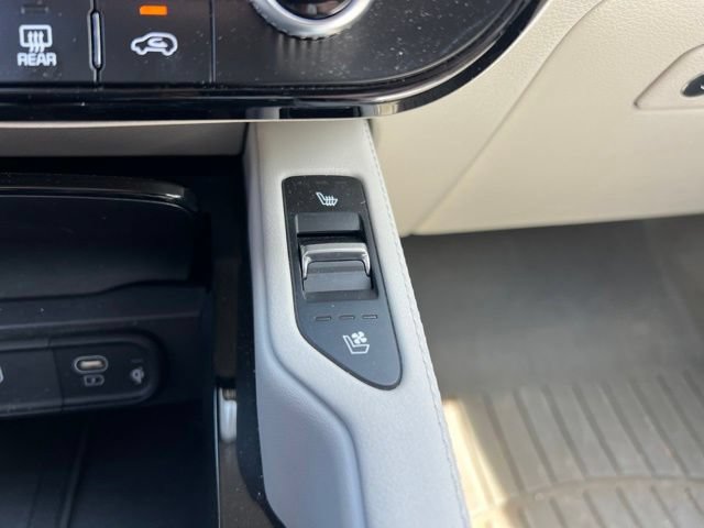 Certified 2024 Kia Telluride SX Prestige AWD/4WD image 25