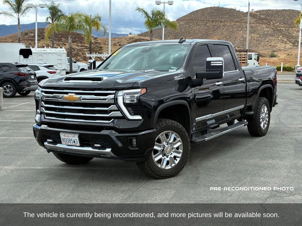 Used 2024 Chevrolet Silverado 2500 High Country AWD/4WD image 2