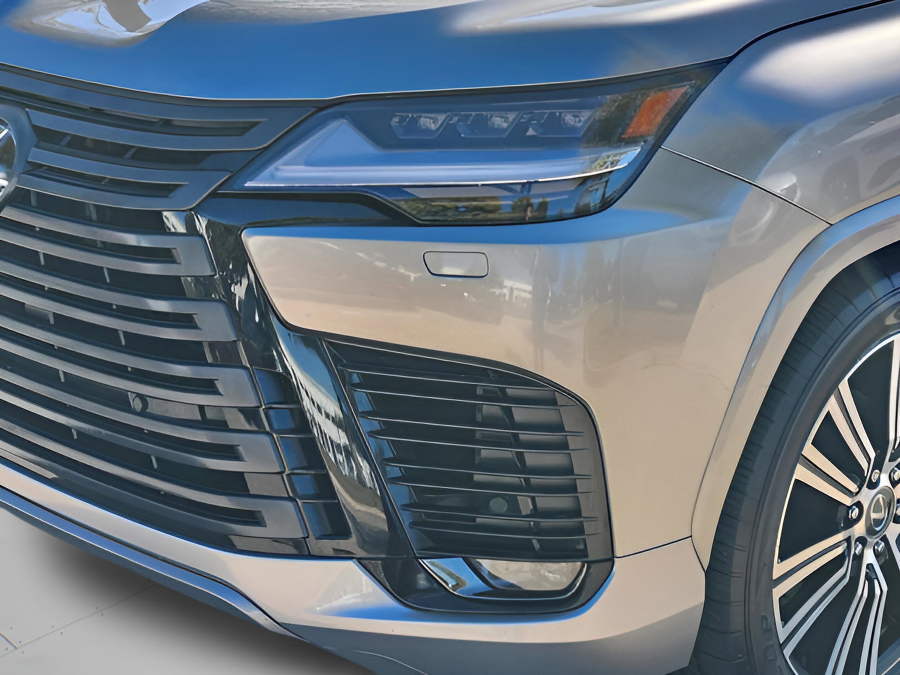 Used 2024 Lexus LX 600 4WD w/ Appearance Package image 96