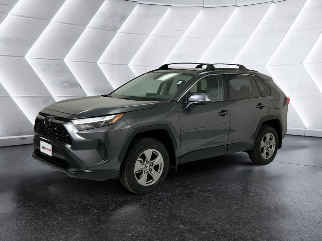 Used 2024 Toyota RAV4 XLE image 3