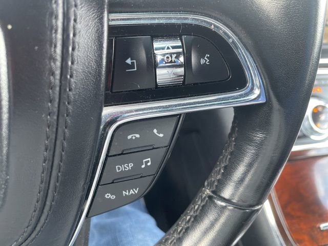 Used 2017 Lincoln Continental Select w/ Climate Package image 16