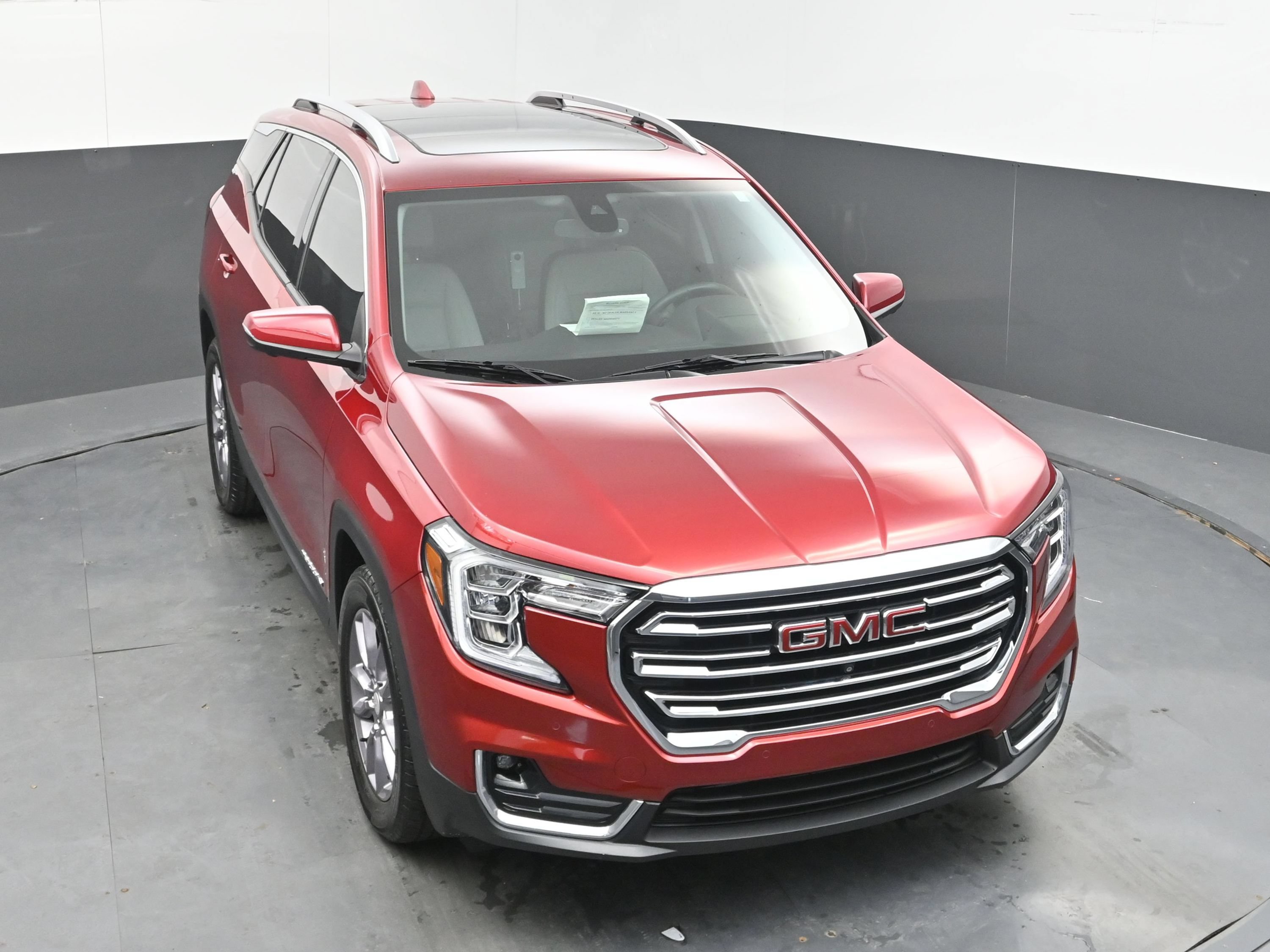 Used 2023 GMC Terrain SLT w/ Tech Package FWD image 33